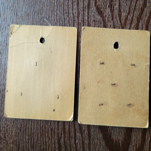 Vintage Elegant Button 2 Cards (8 total) | Nude Pink and Cream | USA Made - Picture 3 of 5